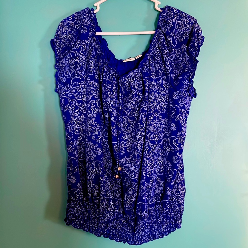 Women’s Short Sleeve Blouse